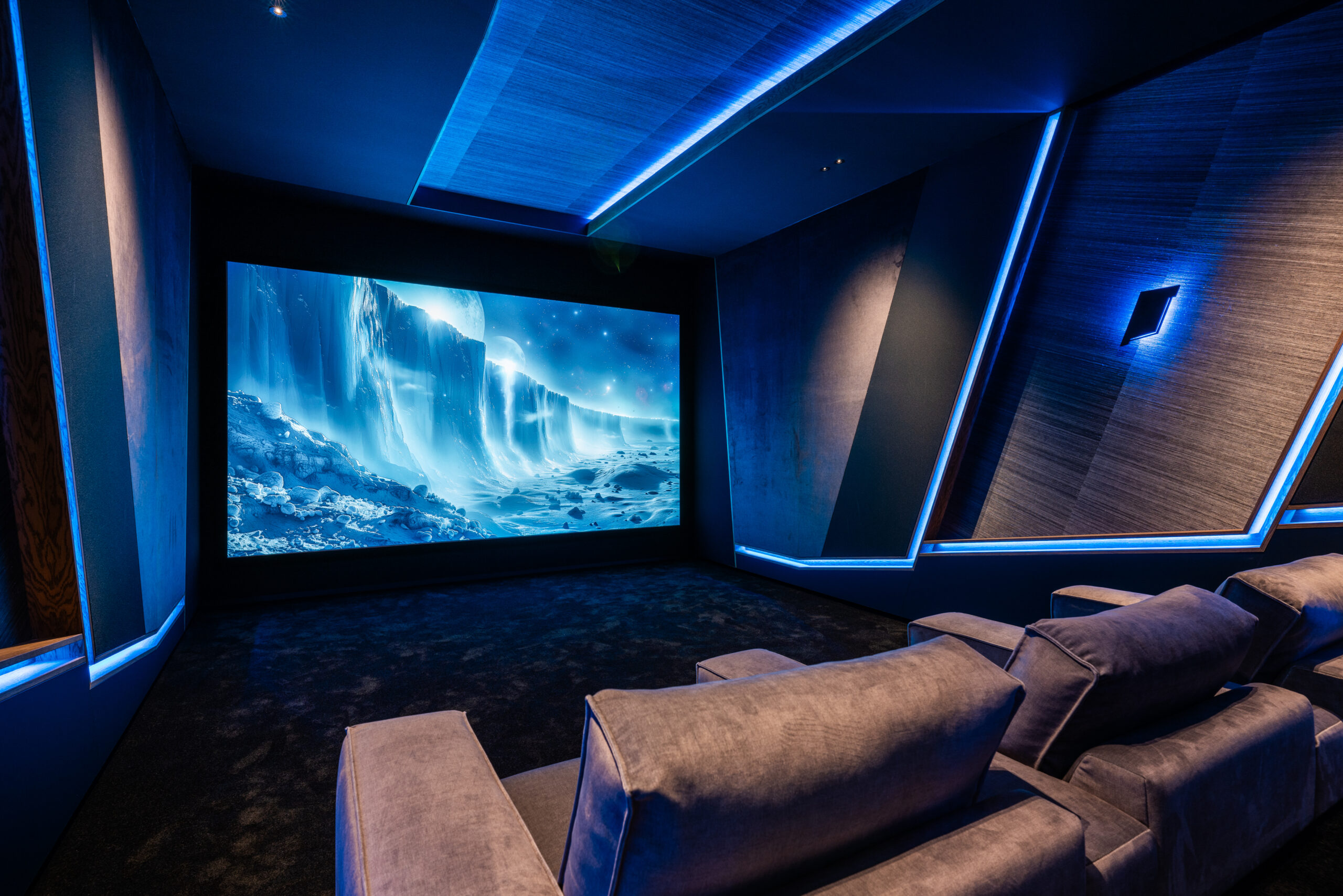 Custom Cinema in Hilversum - By Reference Sounds